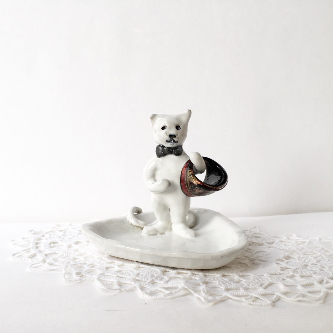 Cat Ring Dish - Ceramic Ring Holder - Cat Lover Gift - Crazy Cat Woman - Kitty Jewellery Holder - interior Deco - any age gift - unisex