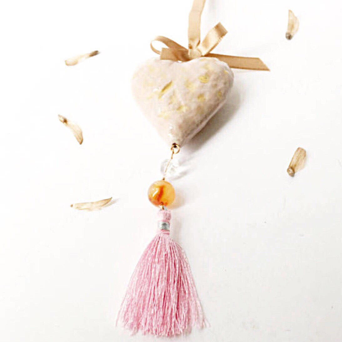 Puffed Heart - Beige - Ceramic