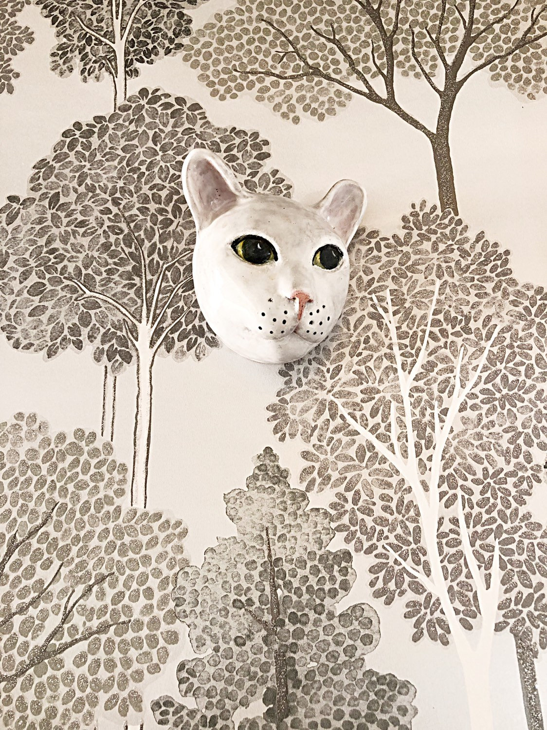 White Cat Face - Ceramic Expression