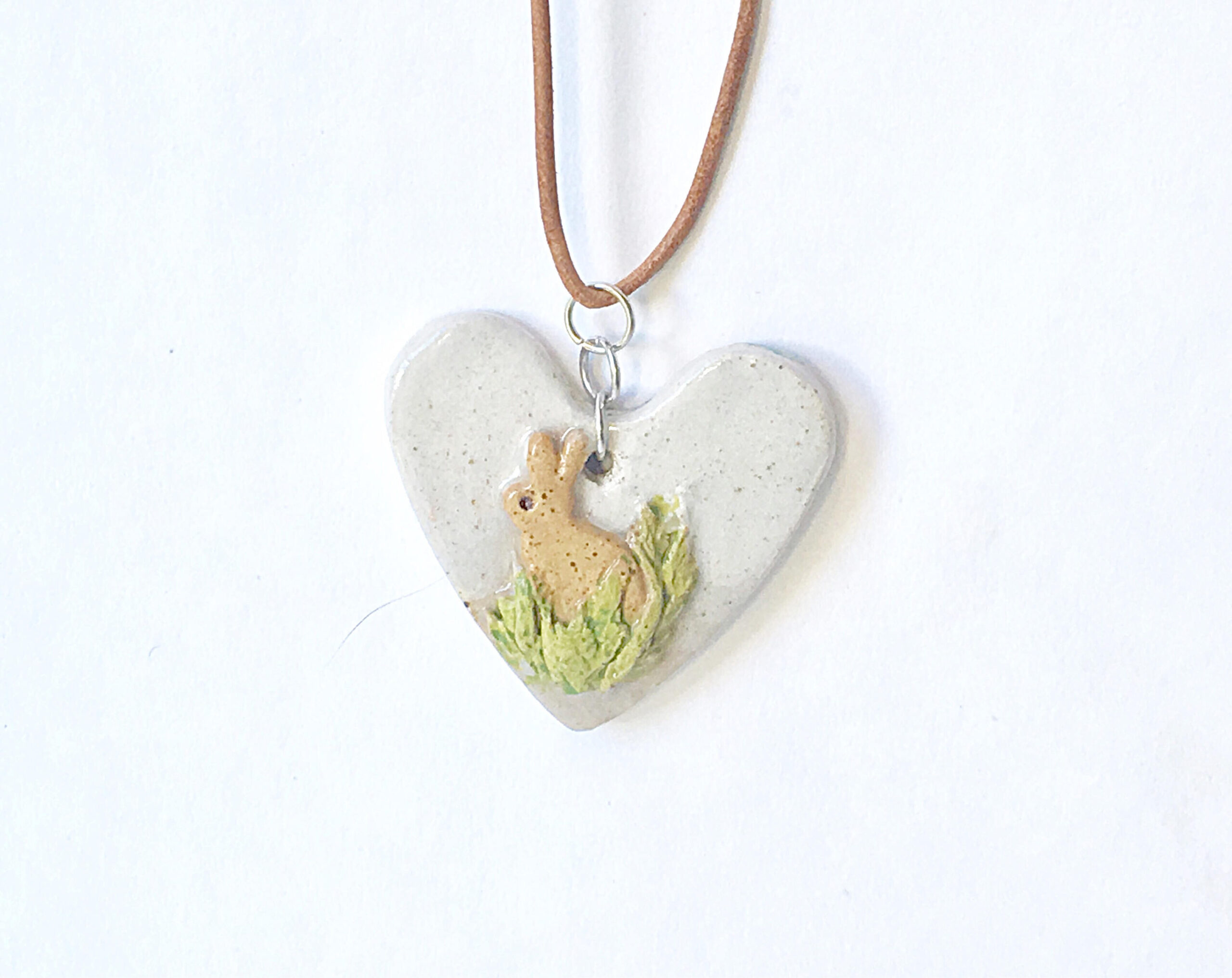 White Ceramic Rabbit Heart Pendant -Natural diffuser -Car diffuser -Wardrobe diffuser -Bathroom freshener -Natural diffuser -Rabbit Lover